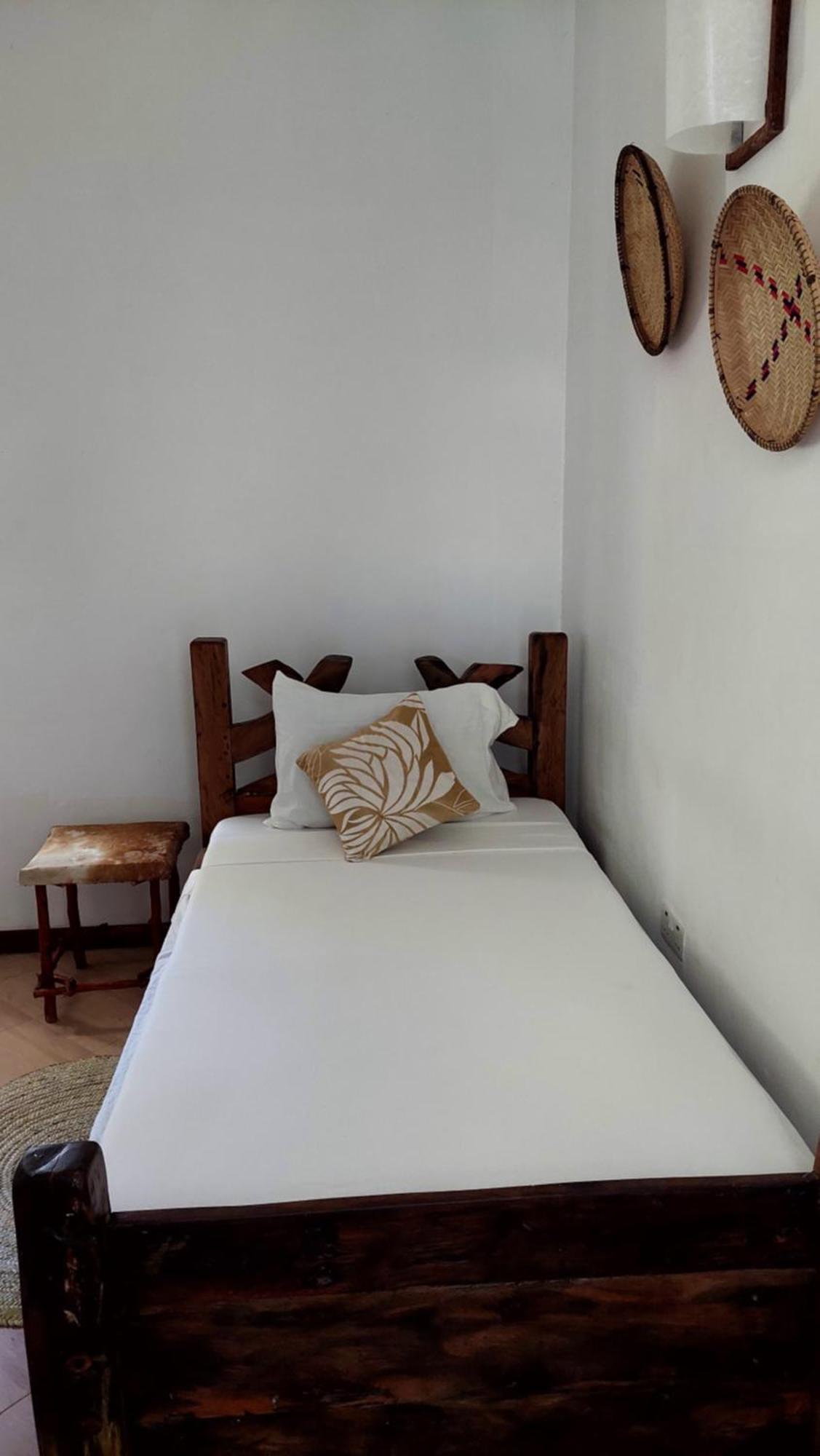 Mawimbi Bungalows Nungwi Bagian luar foto